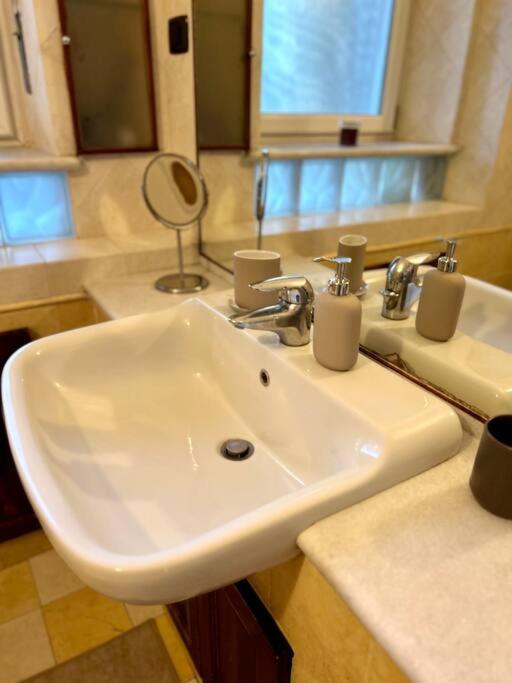 Porta Genova Suite Modern House 米兰 外观 照片